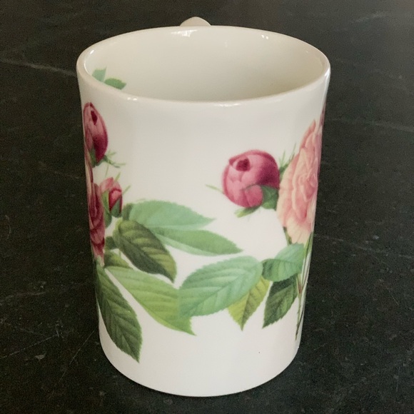 ROY KIRKHAM | “The Rose Collection” Fine Bone China Floral Mug. 2006 - Picture 4 of 9